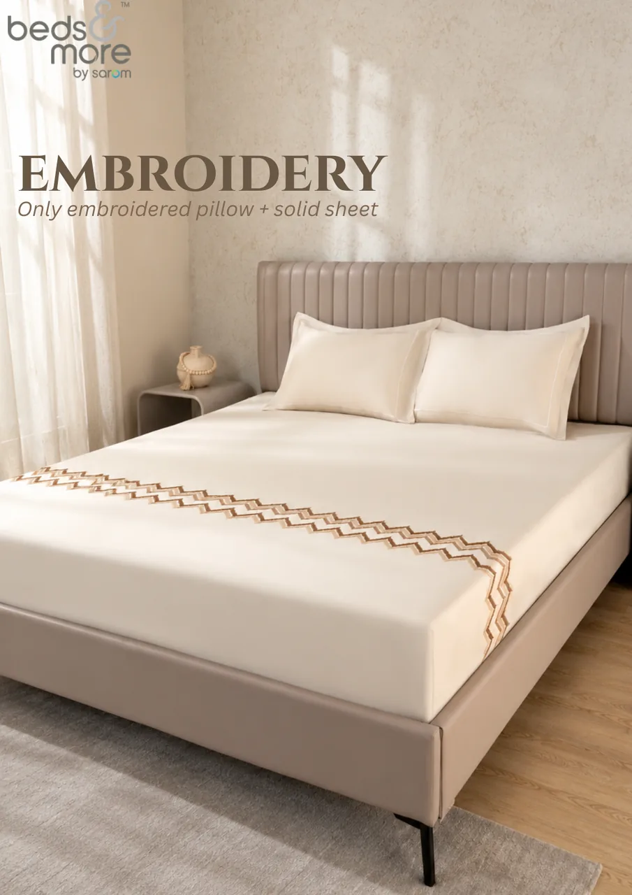 Embroidery, bedsheet set by Beds & More
